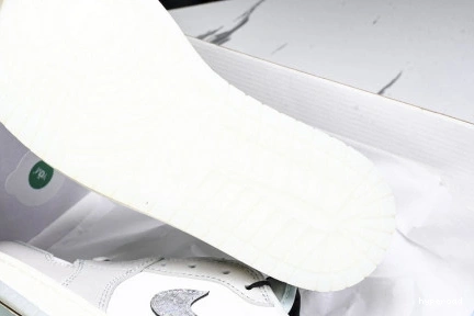 Hyperoad JORDAN Low AIR 1 0706